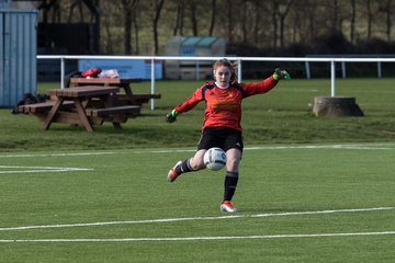 Bild 46 - B-Juniorinnen SG Weststeinburg/Bei - SV Fisia 03 : Ergebnis: 1:2